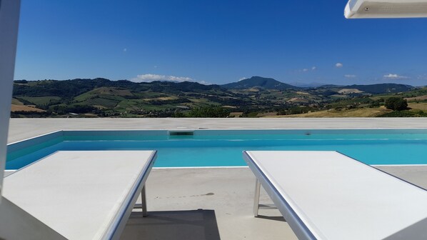 Cabin | Pool - Glamping at an Agriturismo in the Vineyard (Ortezzano)