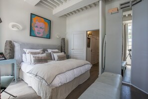 2 bedrooms, desk, iron/ironing board, travel crib - Loft Dans Bastide Xviiieme , Piscine (Aix-en-Provence)