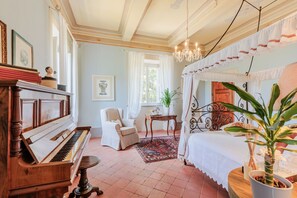 5 Schlafzimmer, Bügeleisen/Bügelbrett, kostenloses WLAN, Bettwäsche