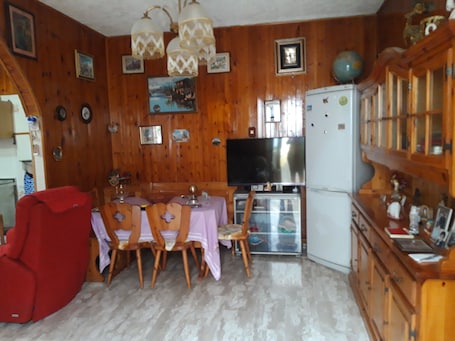 Interior. PROMOTION Aunt Lina's holiday home a few steps from the center, 6 beds