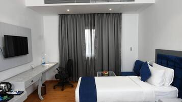 Premium bedding, Select Comfort beds, minibar, in-room safe