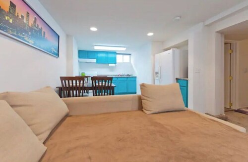 Quaint Apartment in Central Location