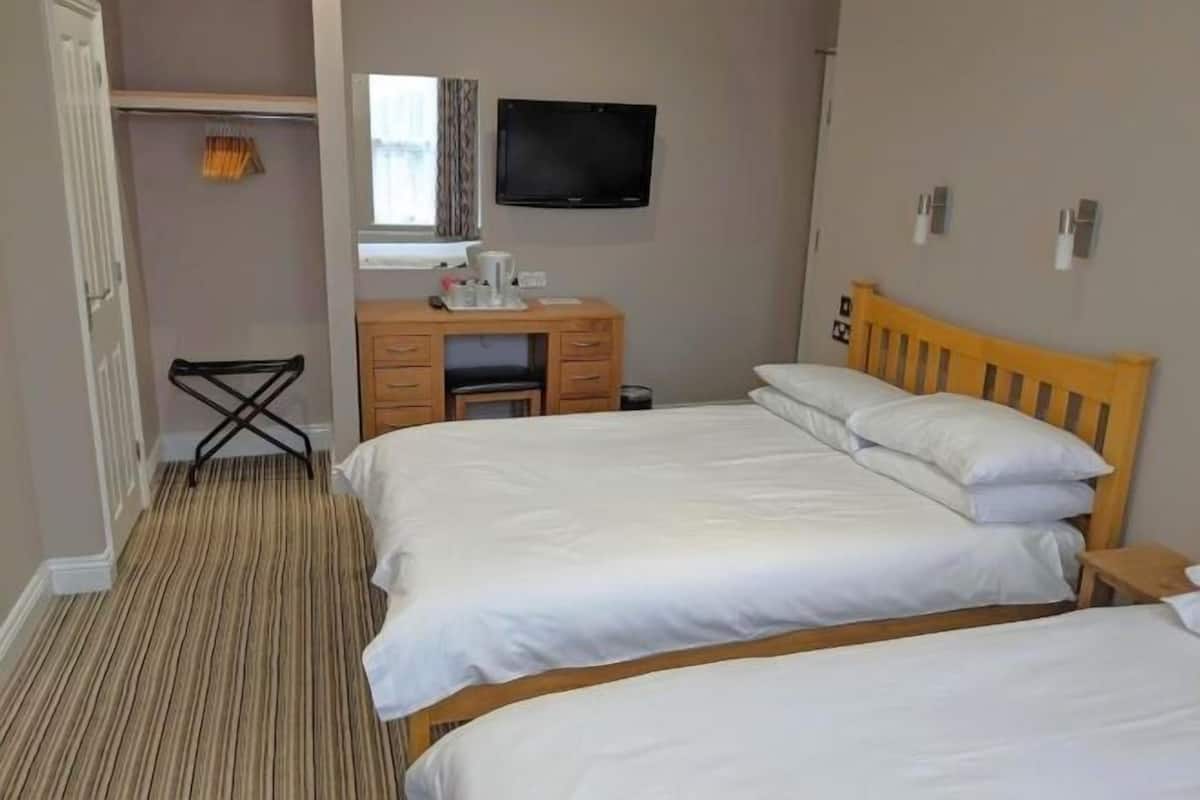 Desk, blackout curtains, iron/ironing board, free WiFi