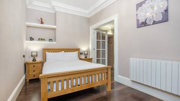 Deluxe Double Room | Blackout curtains, iron/ironing board, free WiFi, bed sheets