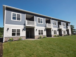 Exterior - Long Beach Suites: Ocean Views (Gloucester)