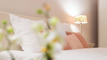 Doppelzimmer, Balkon, Gartenblick