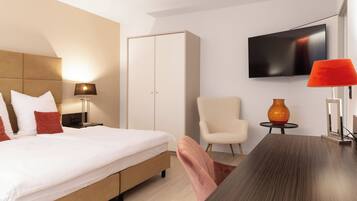 Kamar Double Standar, balkon | Brankas, setrika/meja setrika, dan Wi-Fi gratis