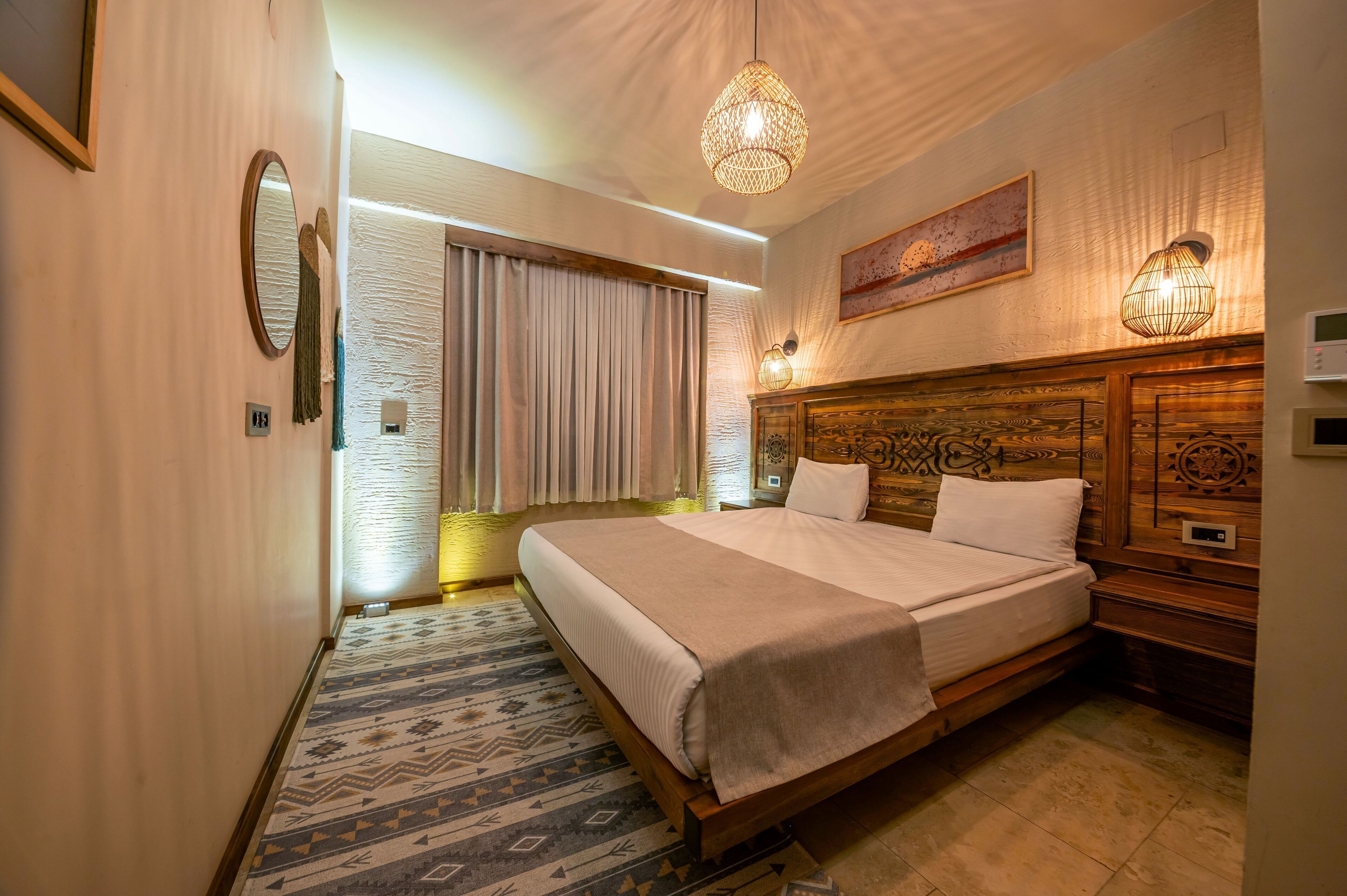 Elite Suite | Frette Italian sheets, premium bedding, down comforters