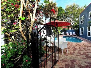 Outdoor pool, a heated pool - RATED #1 In W. Palm Beach! Heated Pool! II (West Palm Beach)