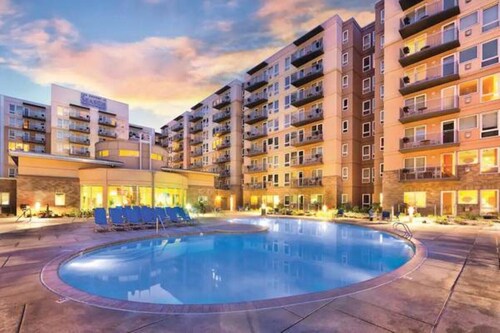 Resort Seaside Volleyball Week