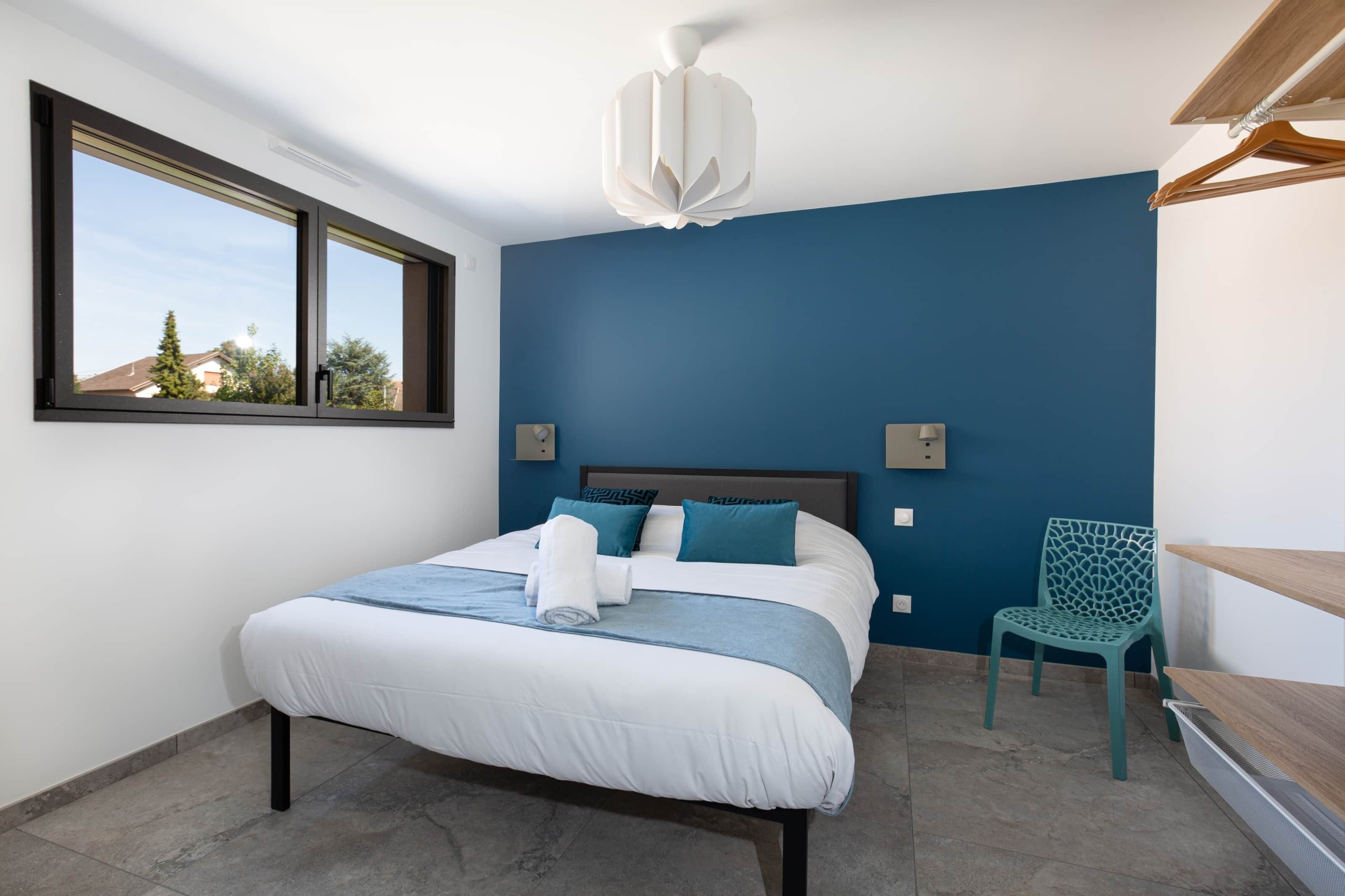 6 bedrooms, WiFi, bed sheets