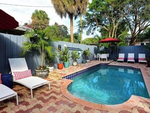 Piscine extérieure, piscine chauffée