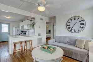 Smart TV, DVD player, books