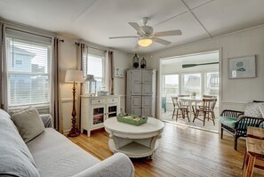 Smart TV, DVD player, books