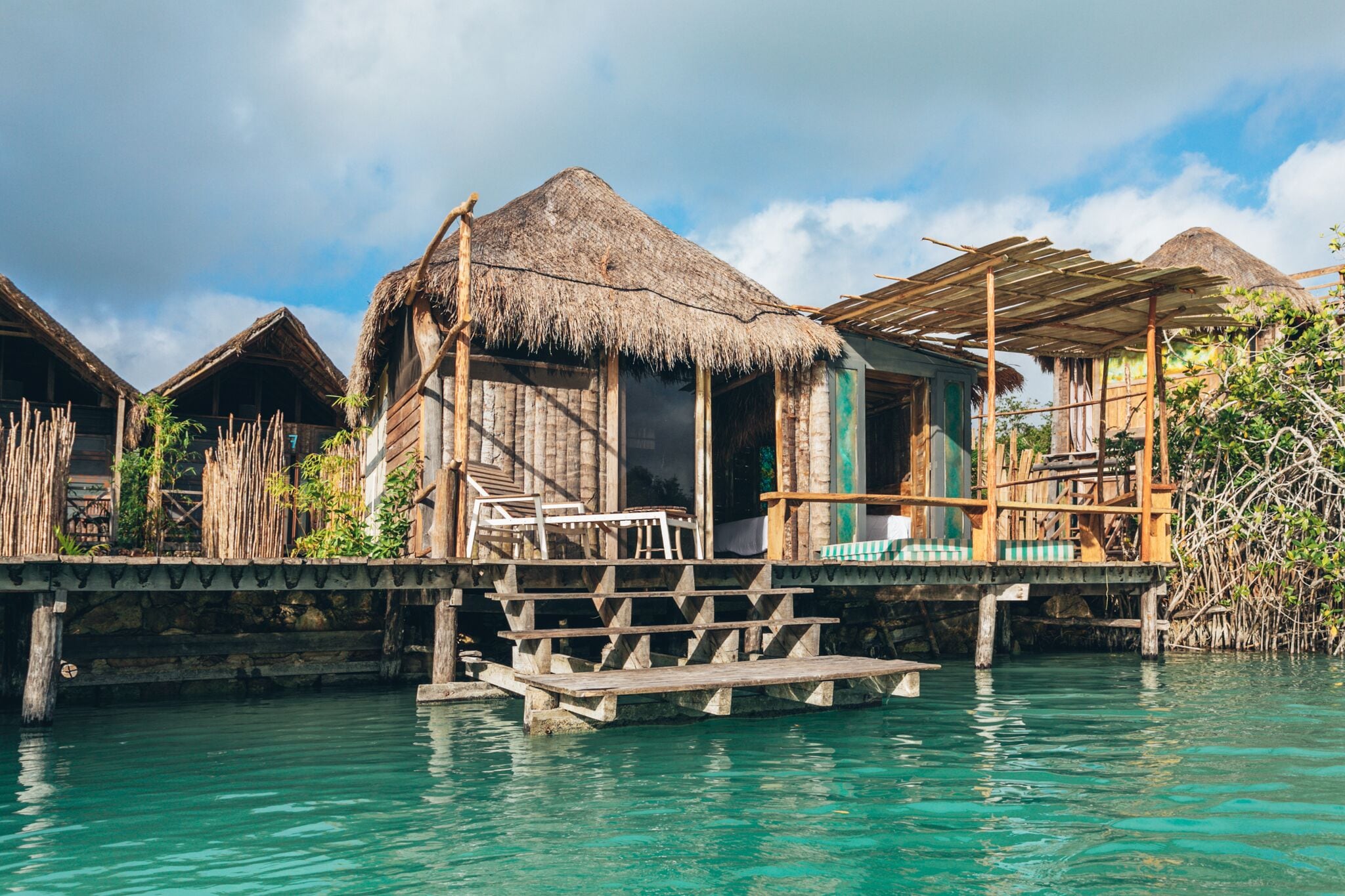 Panoramic Cabin | Laptop workspace, free WiFi, bed sheets