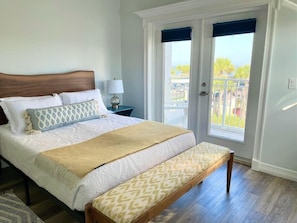 2 slaapkamers, een strijkplank/strijkijzer, reisbedje, gratis wifi