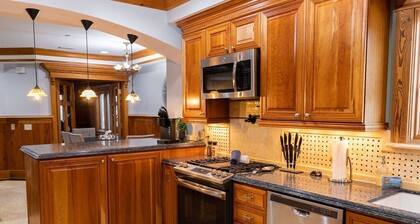 New listing| Stunning old world home w/ oceanviews