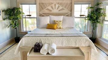 5 habitaciones, escritorio, wifi gratis y ropa de cama