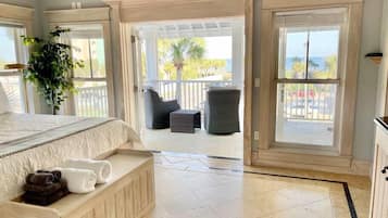 5 habitaciones, escritorio, wifi gratis y ropa de cama