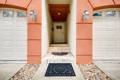 Smart, clean beach studio - 1/2 blk to Jax Beach!