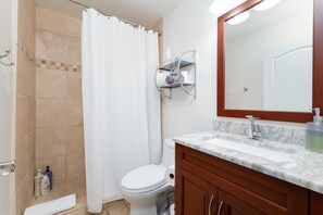 مناشف، شامبو