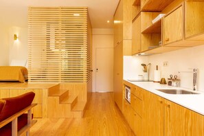 Iron/ironing board, WiFi, bed sheets - Tripas-Coração: Cordoaria 2nd Front - Garden View (Porto)