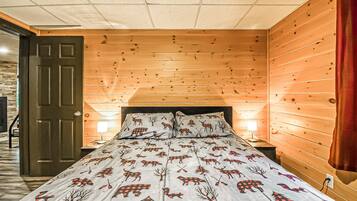 7 bedrooms, iron/ironing board, travel cot, WiFi