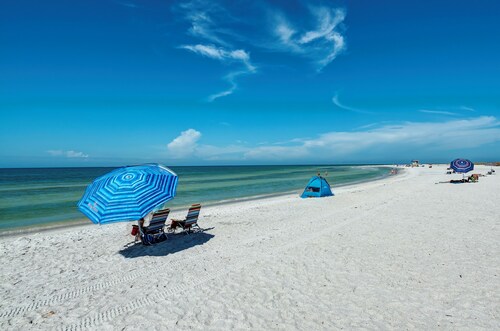 Longboat Key Cedars Beach House