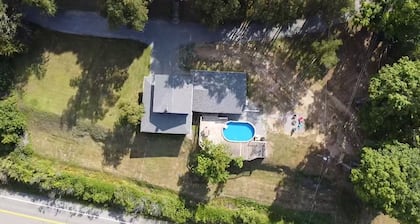 Encanto at Laceyville - Fire pit - apple picking and pumpkins