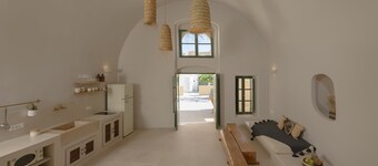 Elements Cave Suites