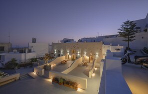 Exterior - Elements Cave Suites (Santorini)