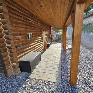 Terrace/patio - "What A View" Cozy Cabin! (IRWIN)