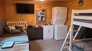 3 bedrooms, bed sheets