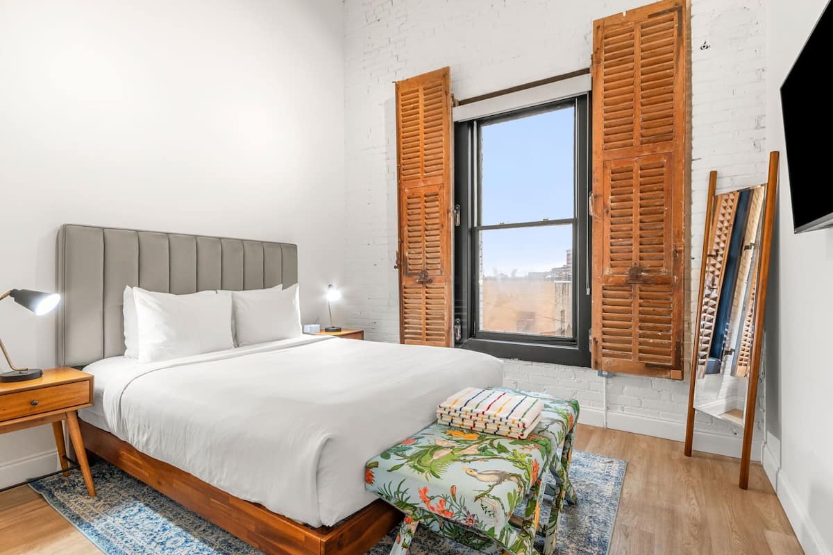 Suite Signature, 3 chambres, 2 salles de bains | 2 chambres, décoration personnalisée, ameublement personnalisé
