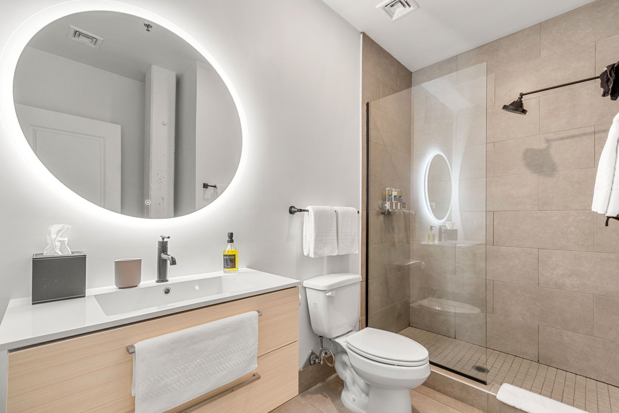 Signature Suite, 3 Bedrooms, 2 Bathrooms | Individually decorated, individually furnished, laptop workspace