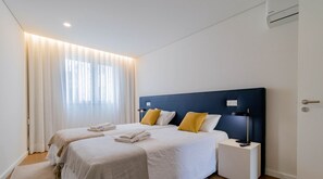 Premium Residence, 2 Bedrooms, Garden View (Coliseu B2) | 2 slaapkamers, luxe beddengoed, individueel gedecoreerd