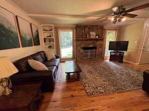 TV - Dragon Riders Retreat (Robbinsville)