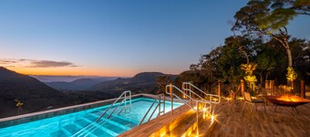 Château Laghetto Collection