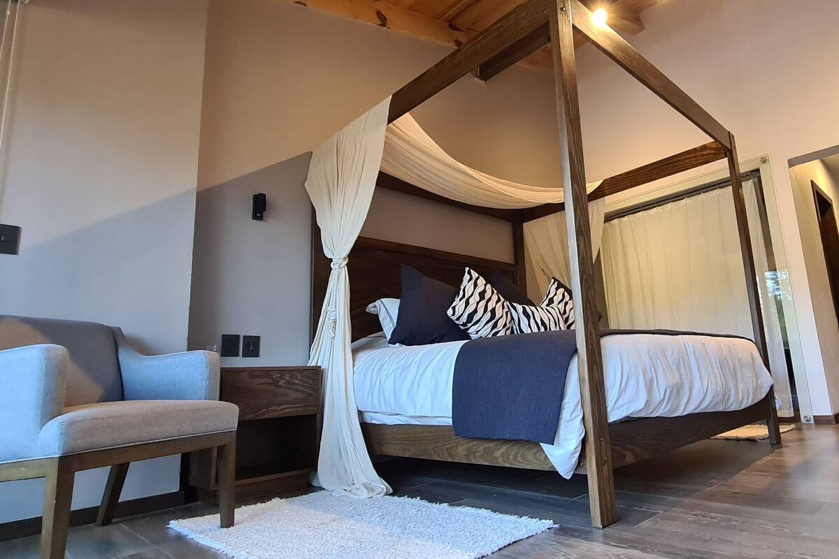 Deluxe Double Room | Blackout drapes, WiFi (free)