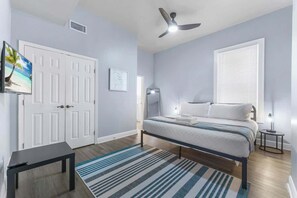 4 bedrooms, iron/ironing board, free WiFi, bed sheets