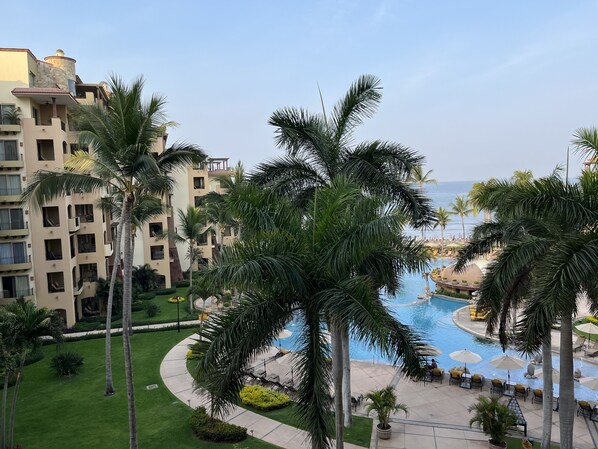 Piscine extérieure, piscine chauffée