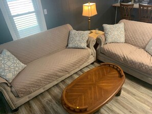 TV - Sweet Dreams in Sacramento (Sacramento)