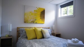 1 chambre, fer et planche à repasser, lit parapluie, Wi-Fi