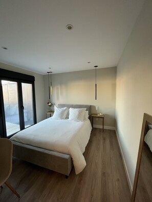 2 dormitorios, cuna de viaje, wifi gratis y ropa de cama