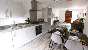 Panoramic-Apartment, barrierefrei, eigenes Bad | Gemeinschaftsküche
