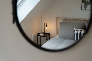 1 Schlafzimmer, Reisekinderbett, kostenloses WLAN, Bettwäsche