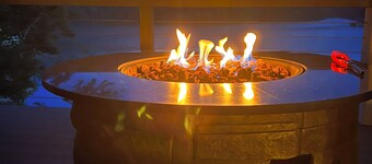 Large Lakefront home w/ Private Dock in Big Creek, beautiful views!