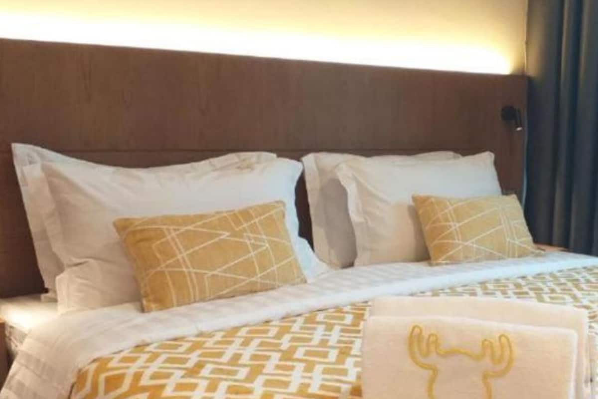 2 habitaciones, decoración personalizada y muebles diferentes