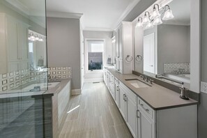 Ensemble douche/baignoire, baignoire à jets