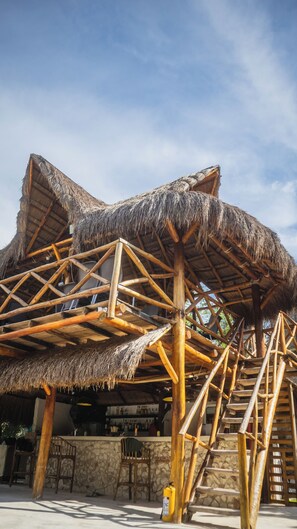 Bar (in der Unterkunft)